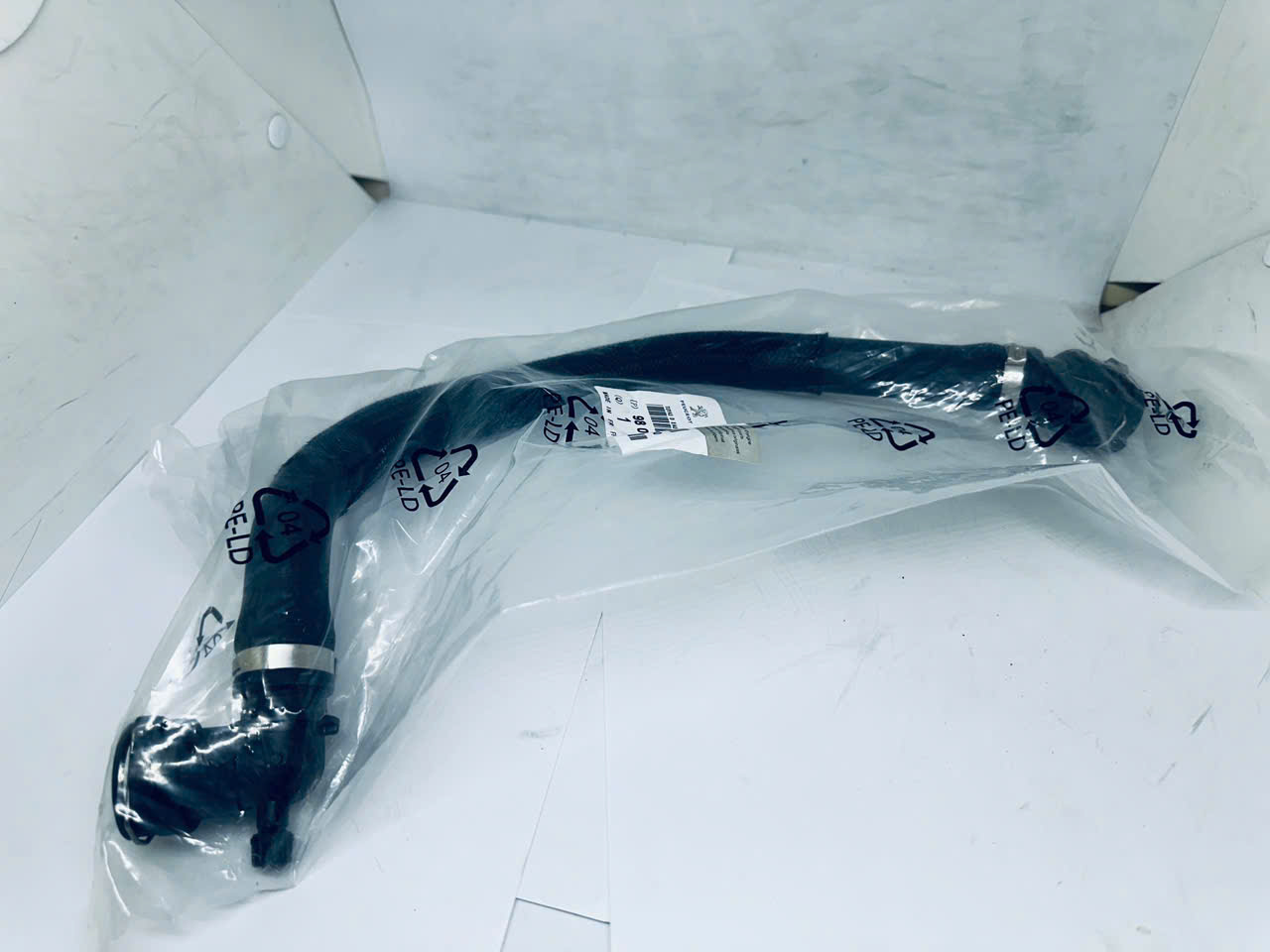 ống nước số 1 vào giàn sưởi xe Peugeot 5008, 9803391880