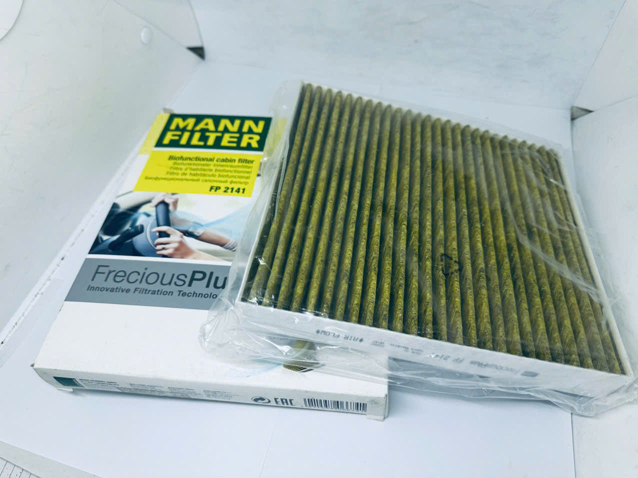 Lọc điều hòa Frecious Plus Khử khuẩn cao cấp Man Fiter FP2141