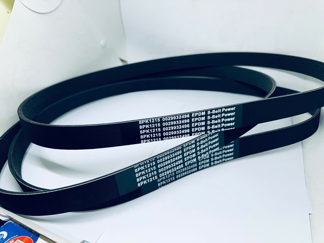Dây curoa xe tải Mercedes 8PK1215, 0029932496