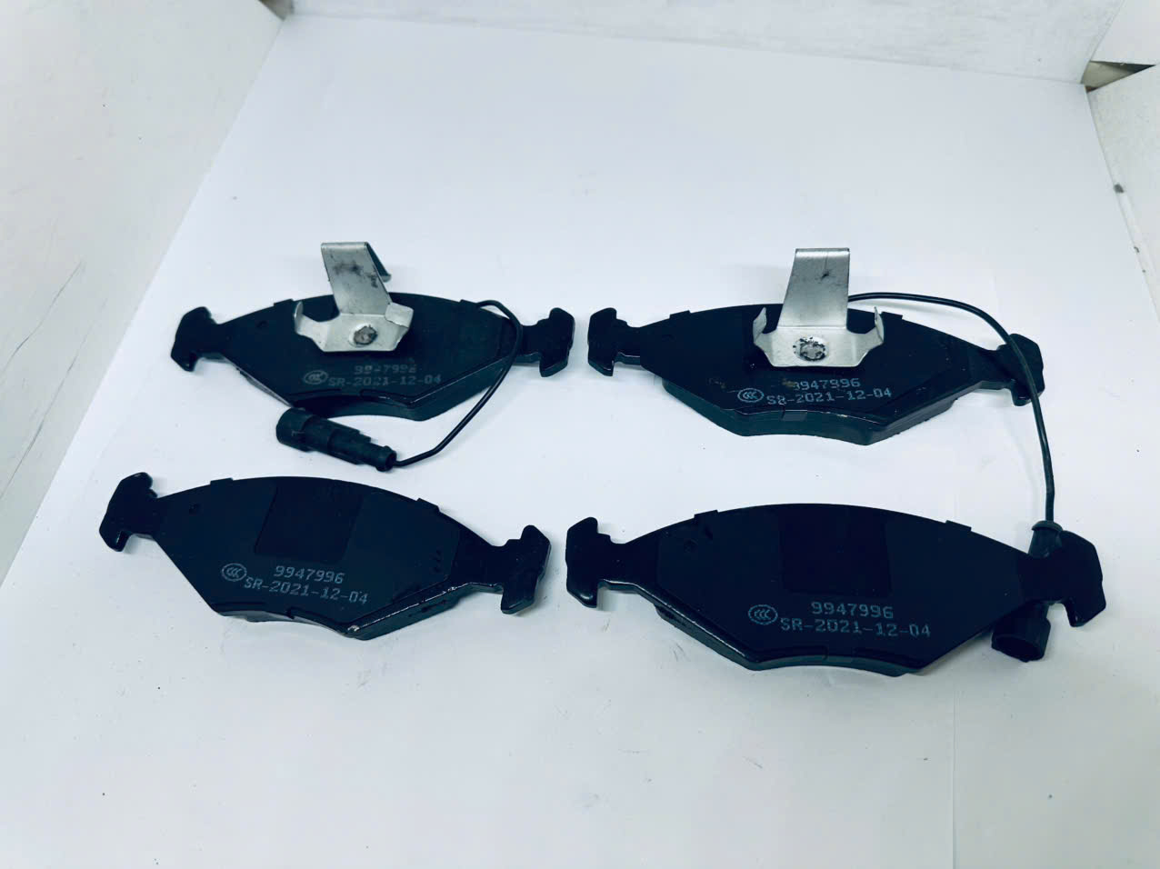 Má phanh trước xe Fiat Siena 9947996