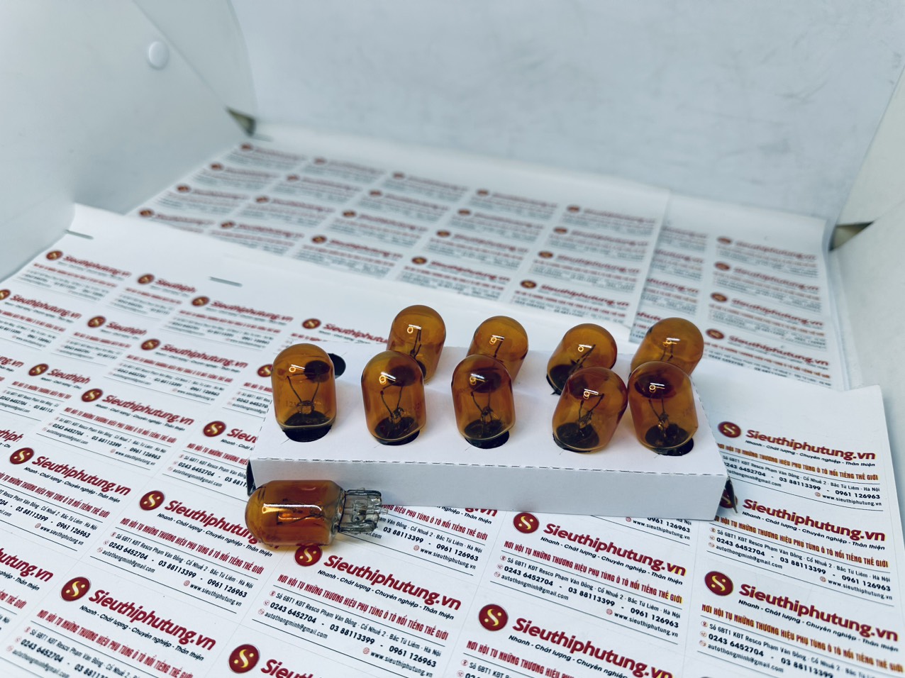 Bóng đèn xinhan chăn cắm, WY21W 12V-21W