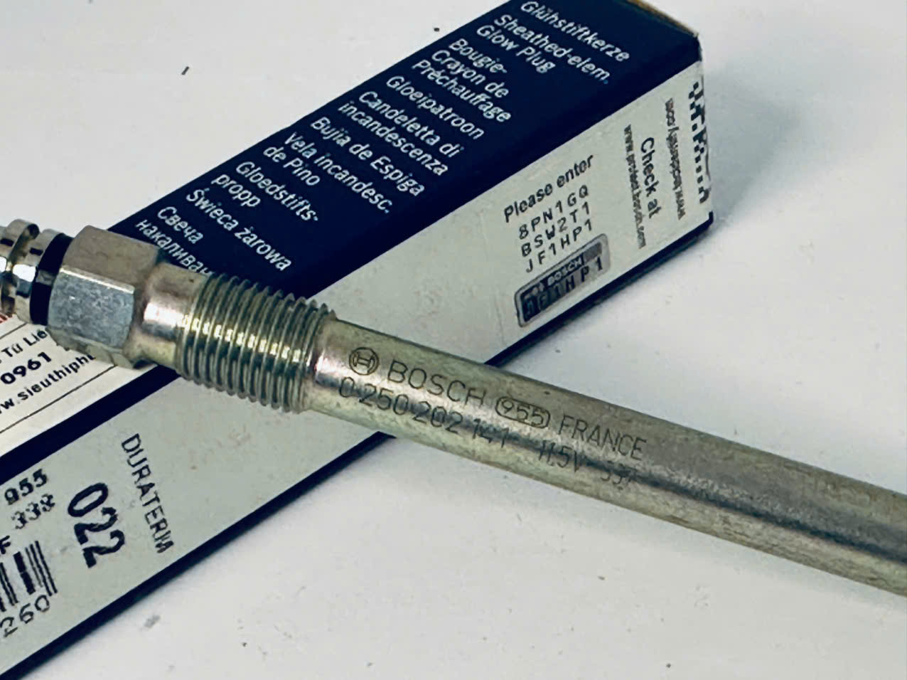 Bugi sấy xông xe Mercedes Sprinter 2009 nay 0250202141