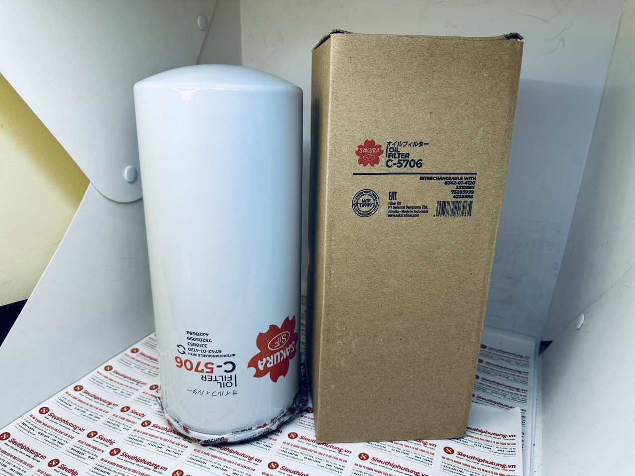 Lọc dầu nhớt Sakura  SK C-5706