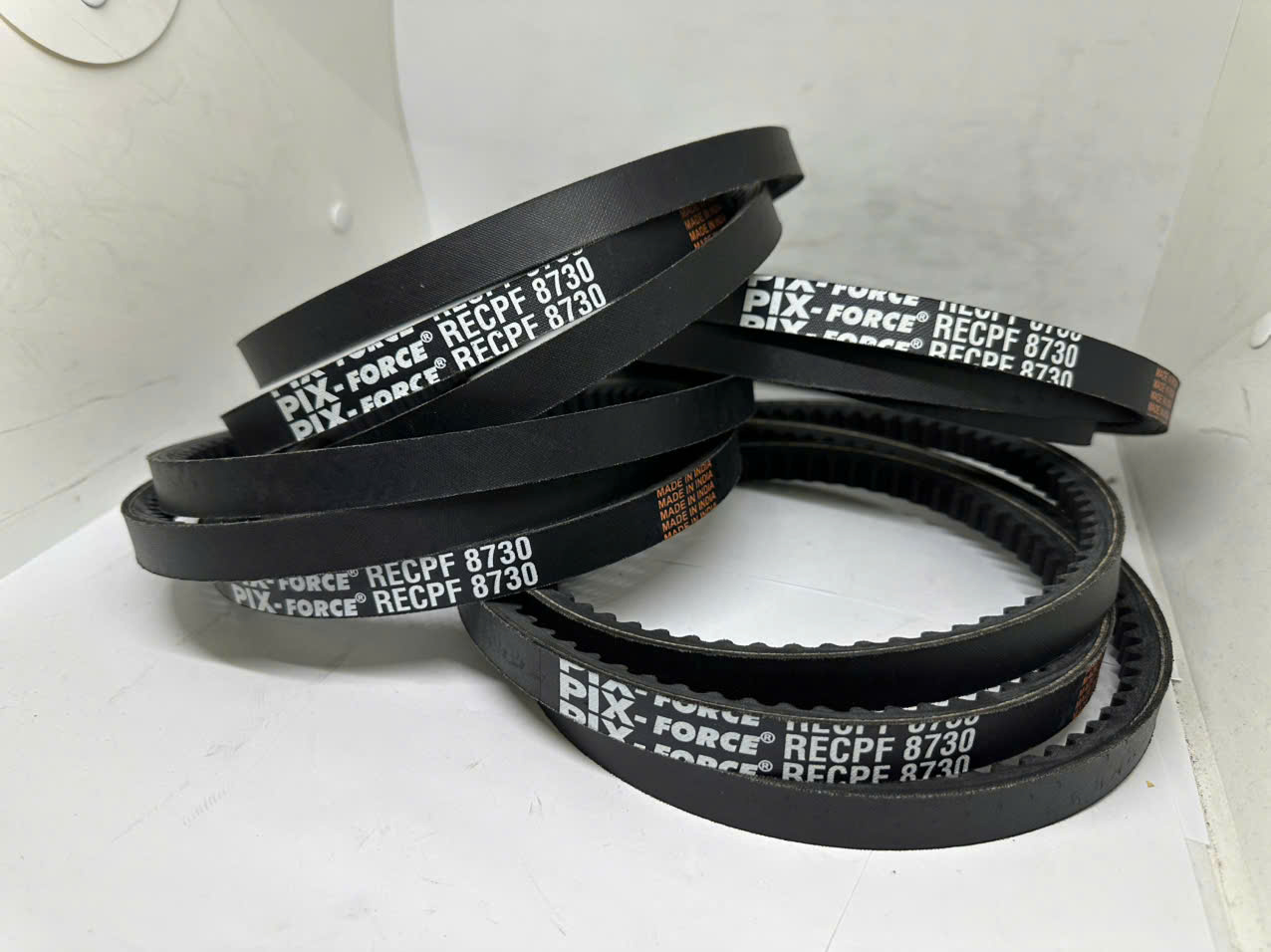 Dây curoa bơm nước Hyundai HD370, RECPF 8730