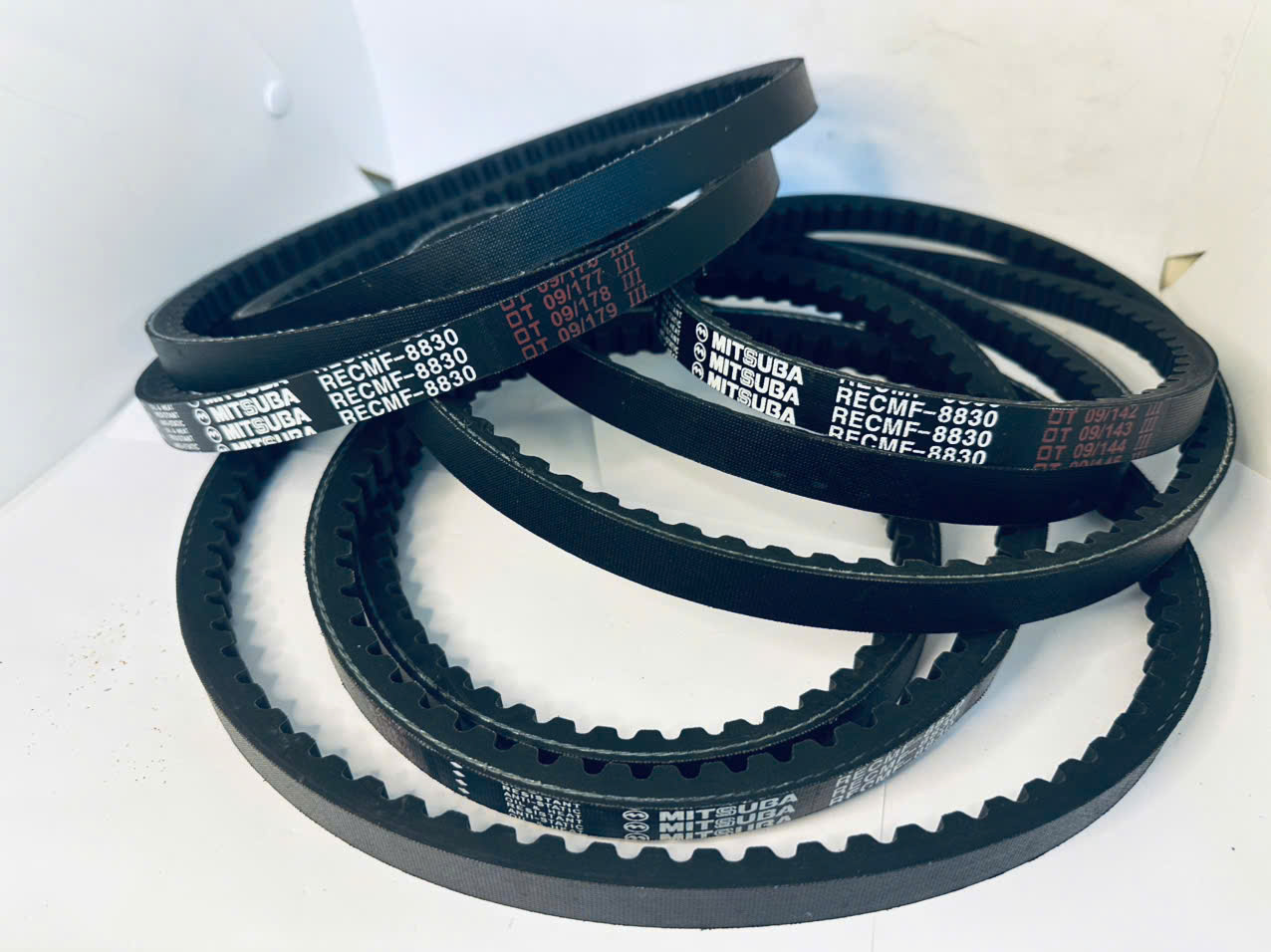 Dây curoa máy trộn bê tông B 83, RECMF 8830