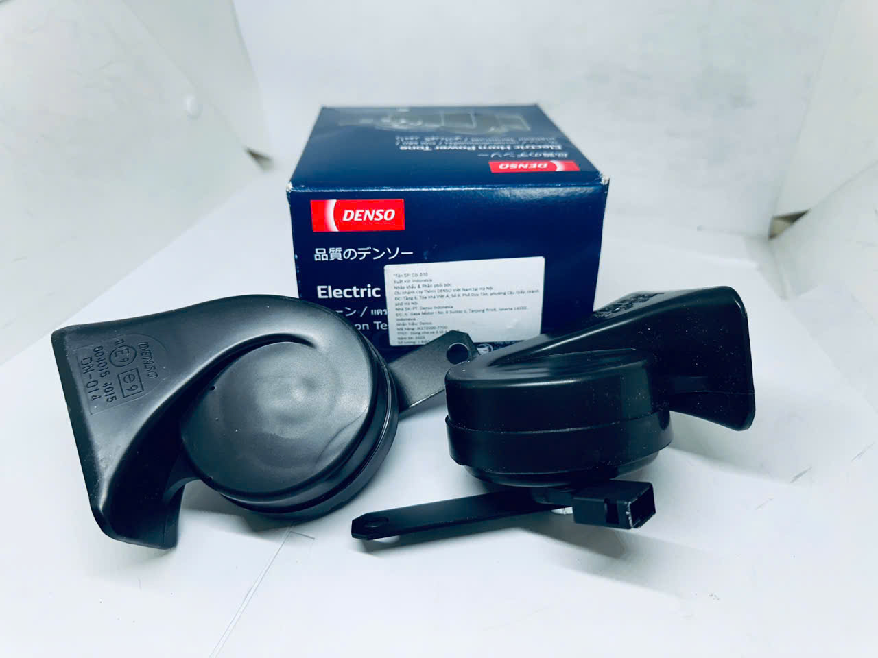 Còi Sên Denso loại 1 giắc JK272000 7700
