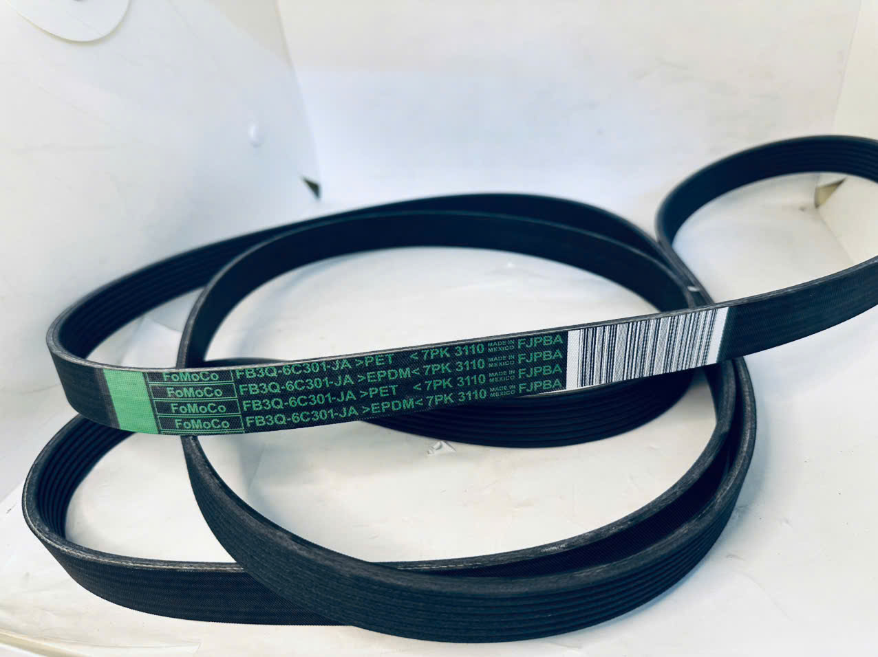 Dây curoa tổng xe Ford Ranger Wildtrack 3 2 2016, FB3Q 6C301 JA, 7PK3110