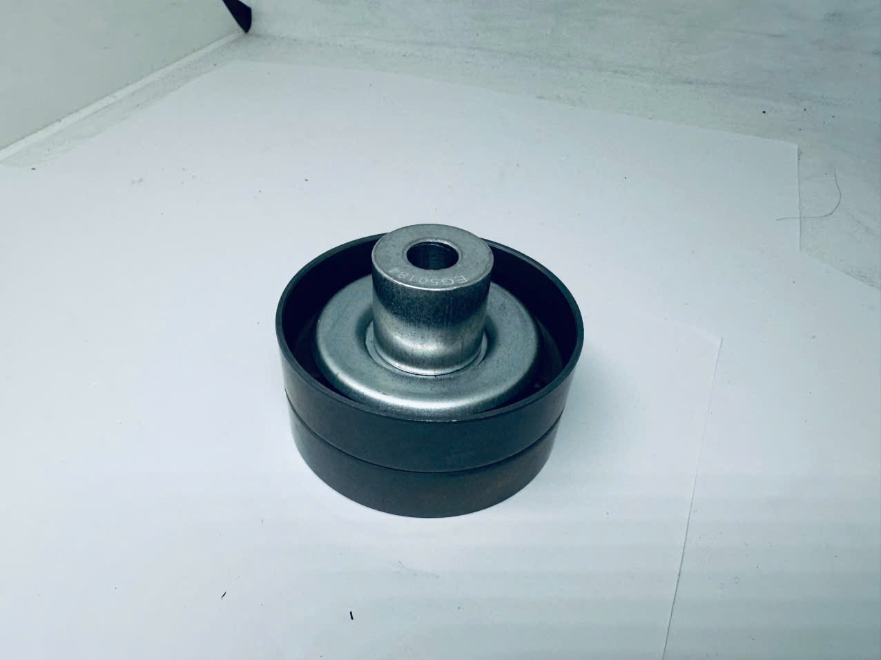 Puly tỳ dây curoa tổng xe Ford Ranger 2 2, 3 2, EG50184