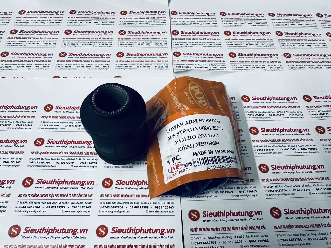 Cao su càng A dưới nhỏ Mitsubishi Pajero V43 MB109684