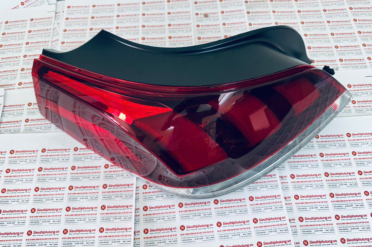 Đèn hậu trái Peugeot 508 2015, 550 1971L LD UE